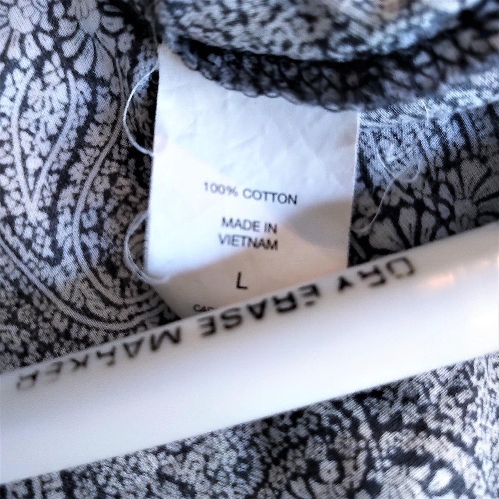 New York & Co Paisley Blouse Like New L - Picture 5 of 5